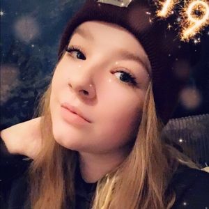 Meet your Posher, Eden